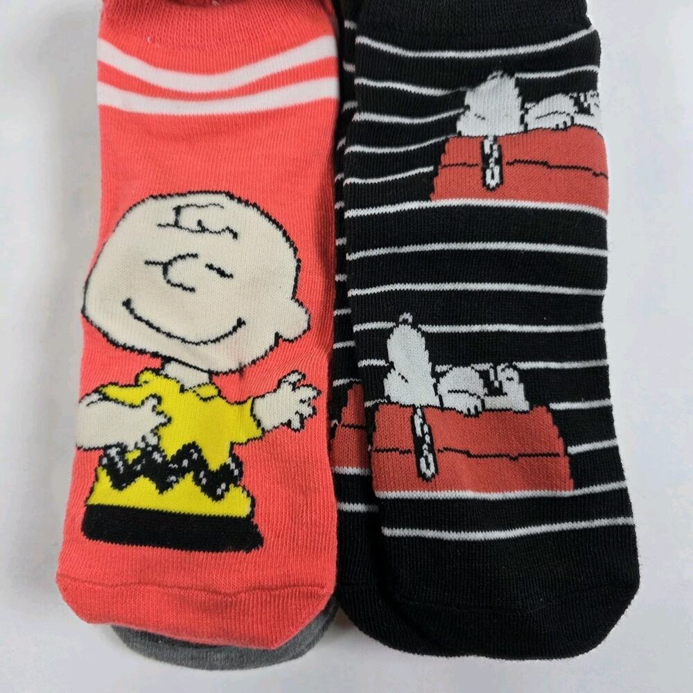 PEANUTS Women's 10 Pair Pack Low Cut Socks Shoe Size 4-10 New Snoopy - Picture 4 of 10